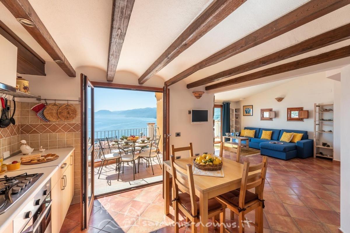 Casa Con Vista Mare Villa Cala Gonone Exterior photo