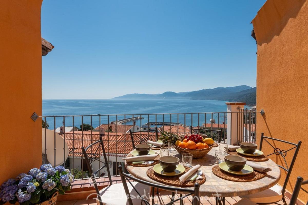 Casa Con Vista Mare Villa Cala Gonone Exterior photo