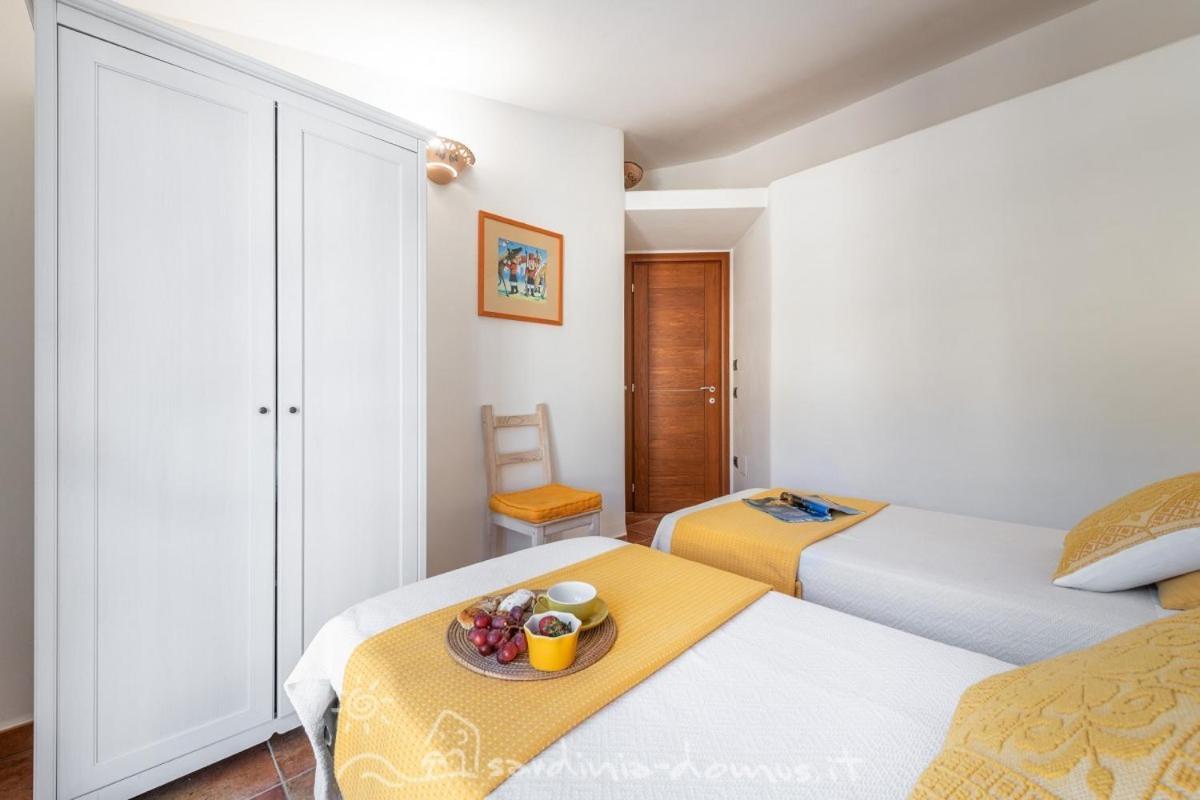 Casa Con Vista Mare Villa Cala Gonone Exterior photo